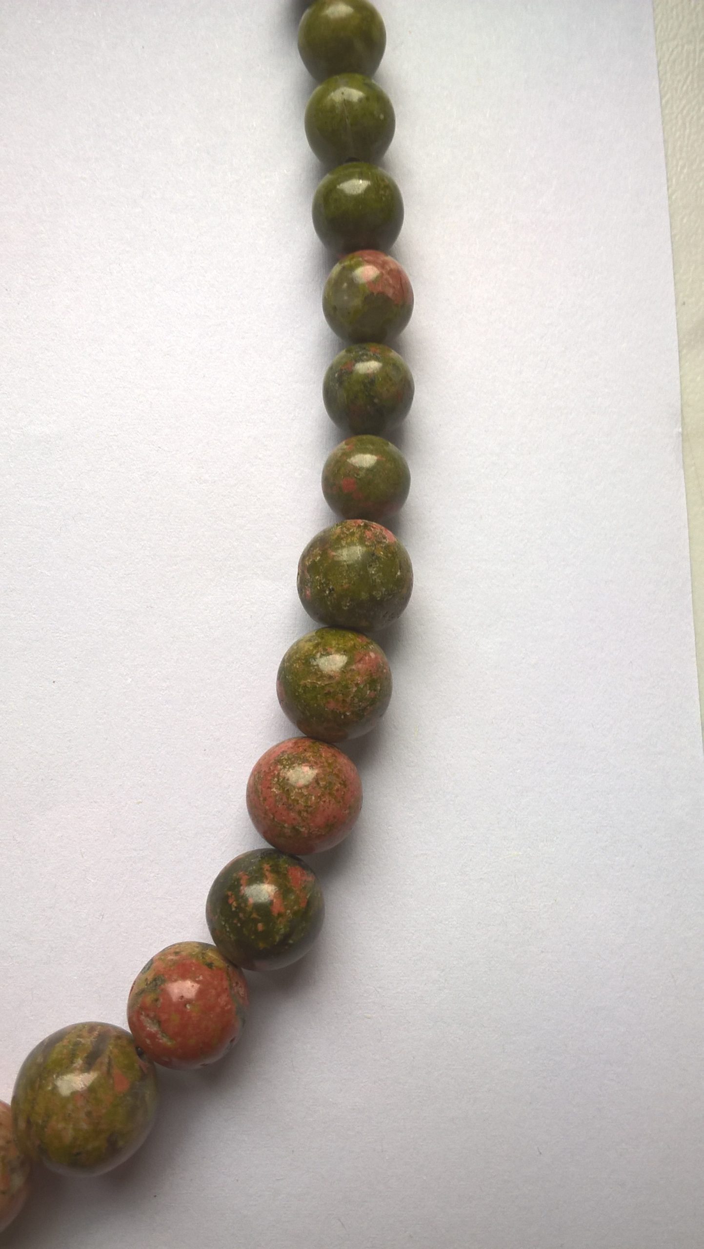 Naszyjnik z kamienia - unakitu