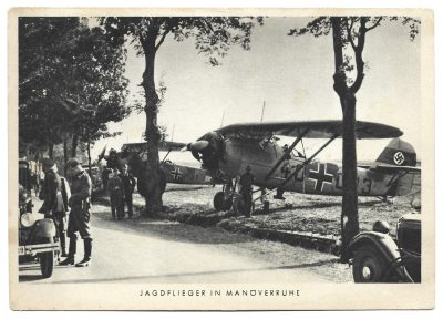 Pocztówka - JAGDFLIEGER IN MANOVERRUHE - Pilot myśliwca w odpoczynku manewrowym - WEHRMACHT