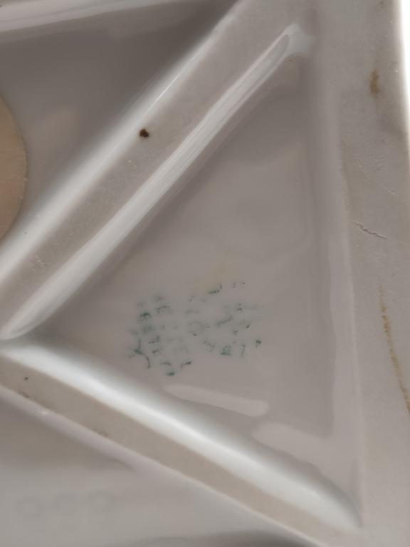 Figurka porcelanowa - akt kobiety - Hollohaza, Węgry