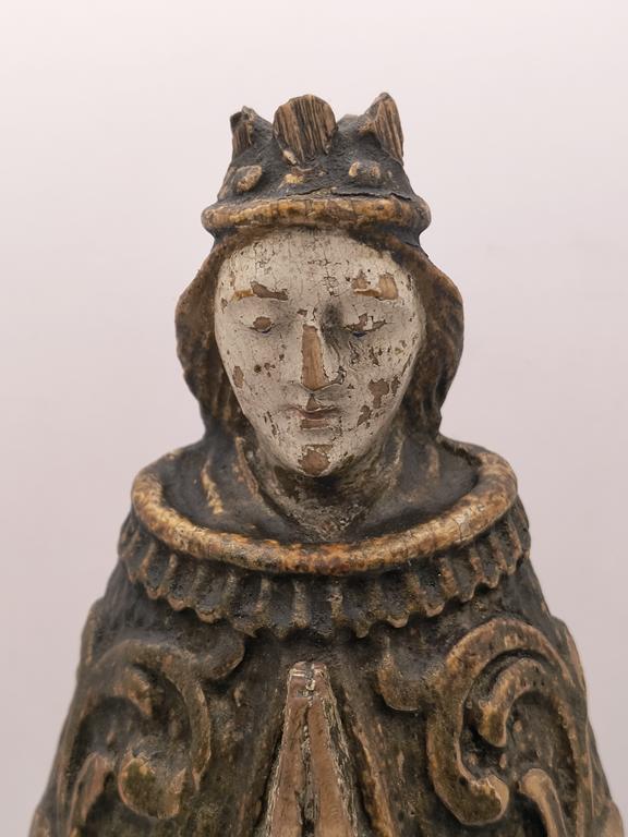 Drewniana figura - Matka Boska Skępska