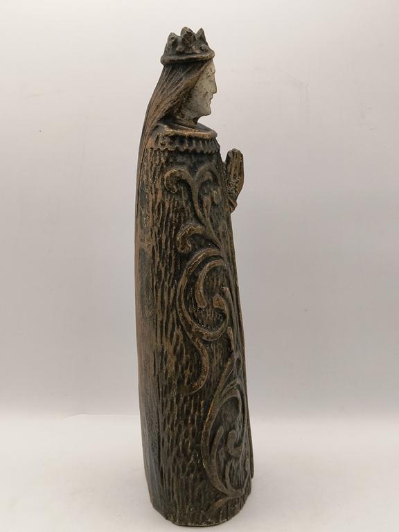 Drewniana figura - Matka Boska Skępska