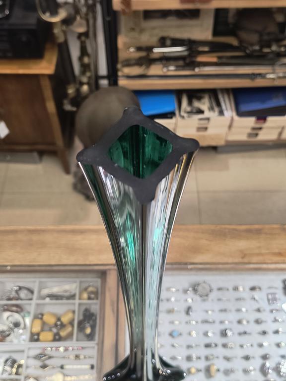 Wysoki wazon szklany zielony FLET - wyprzedaż