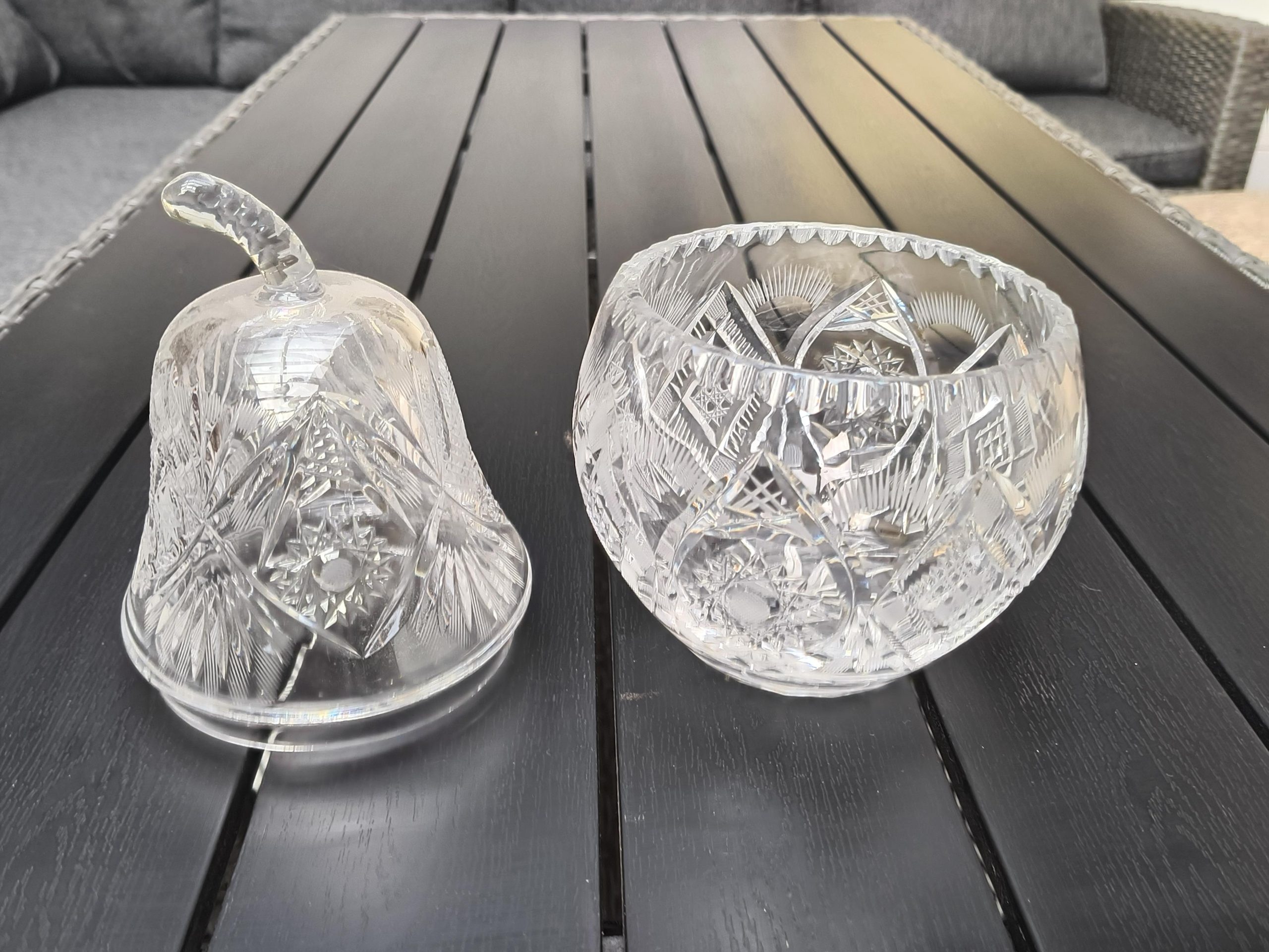 Pojemnik kryształowy - gruszka