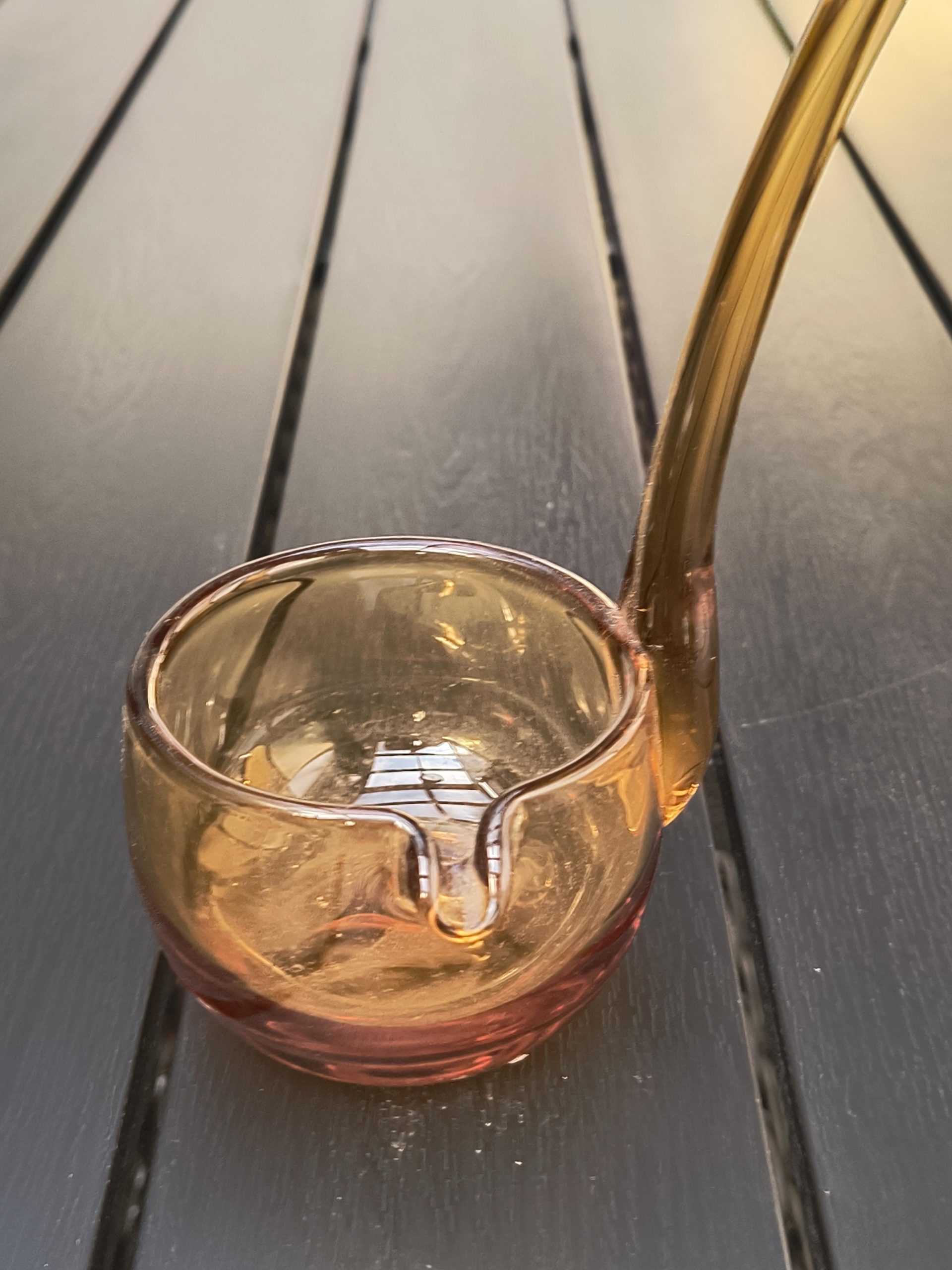 Chochla szklana miodowa