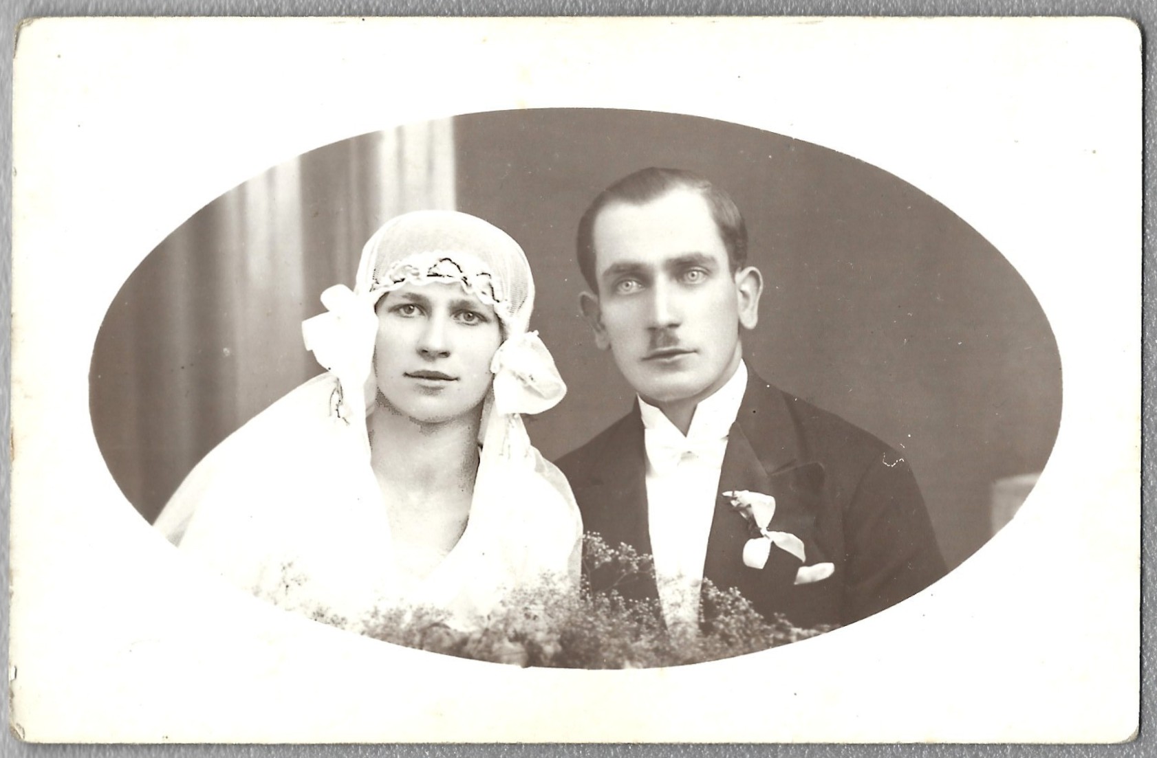 Stare zdjęcie ślubne