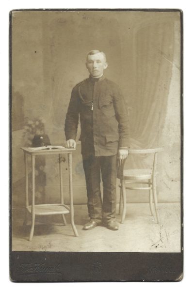 Stare zdjęcie żołnierza - fot. Fr. Kryjak, Kraków