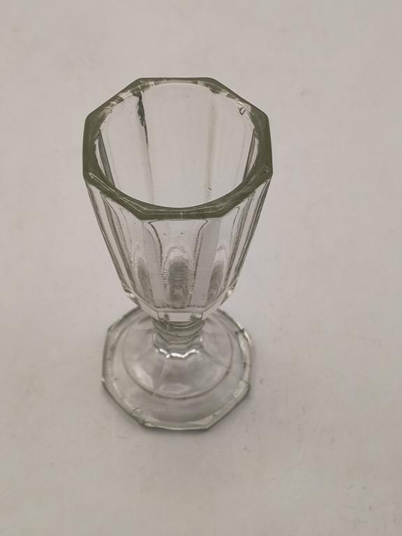 Kieliszek do wódki, z grubego szkła - karczmiak