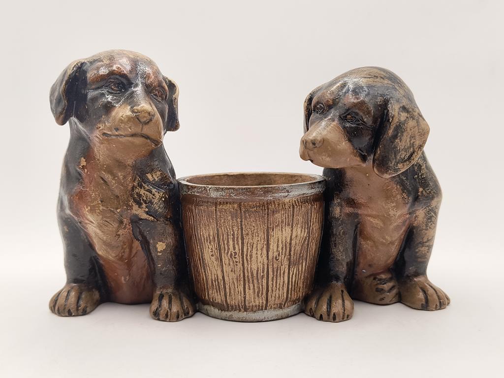 Stara ceramiczna figurka PSY, Austria