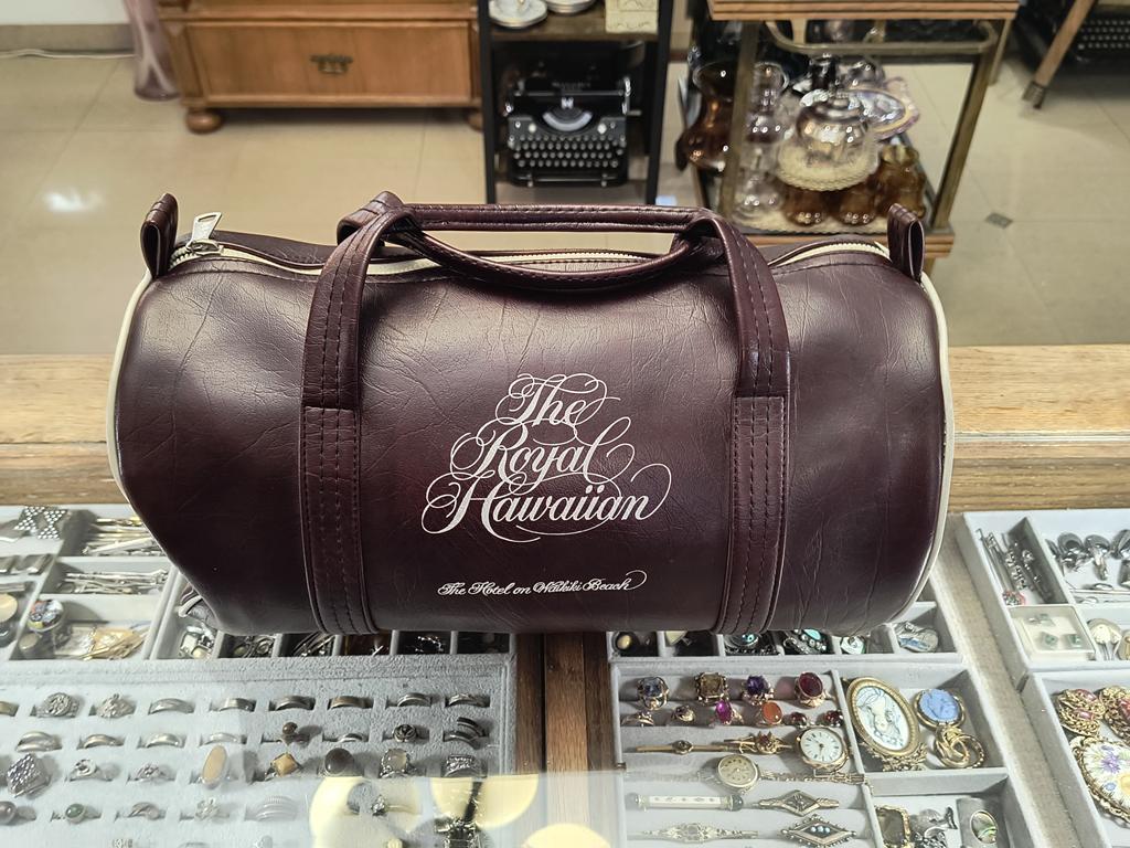 Oryginalna torba z hotelu The Royal Hawaiian w Honolulu na Hawajach