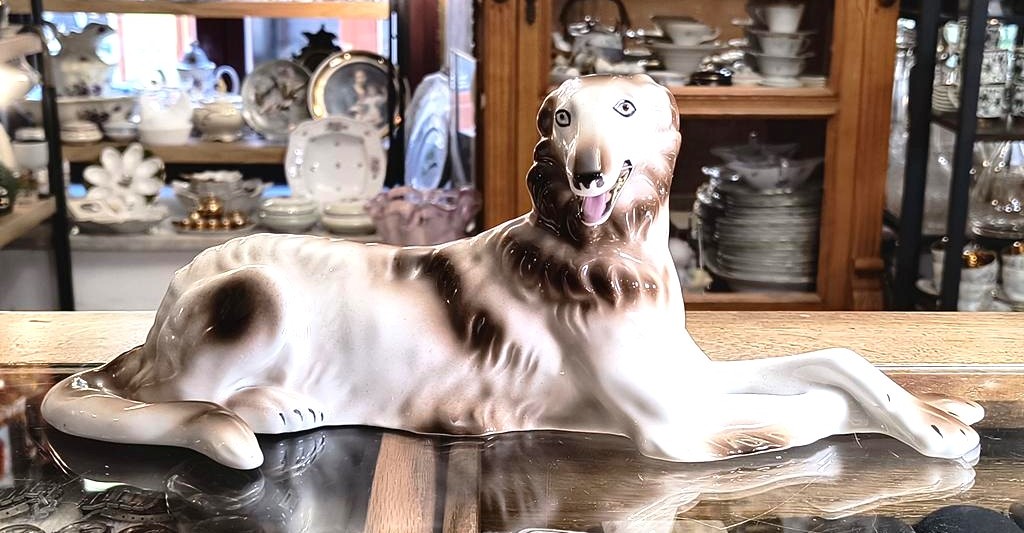 Figurka porcelanowa CHART - Bogucice