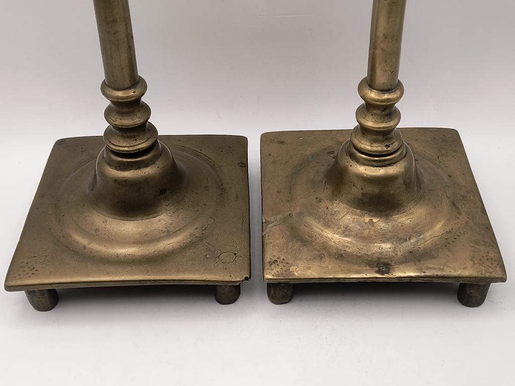 Stare świeczniki mosiężne