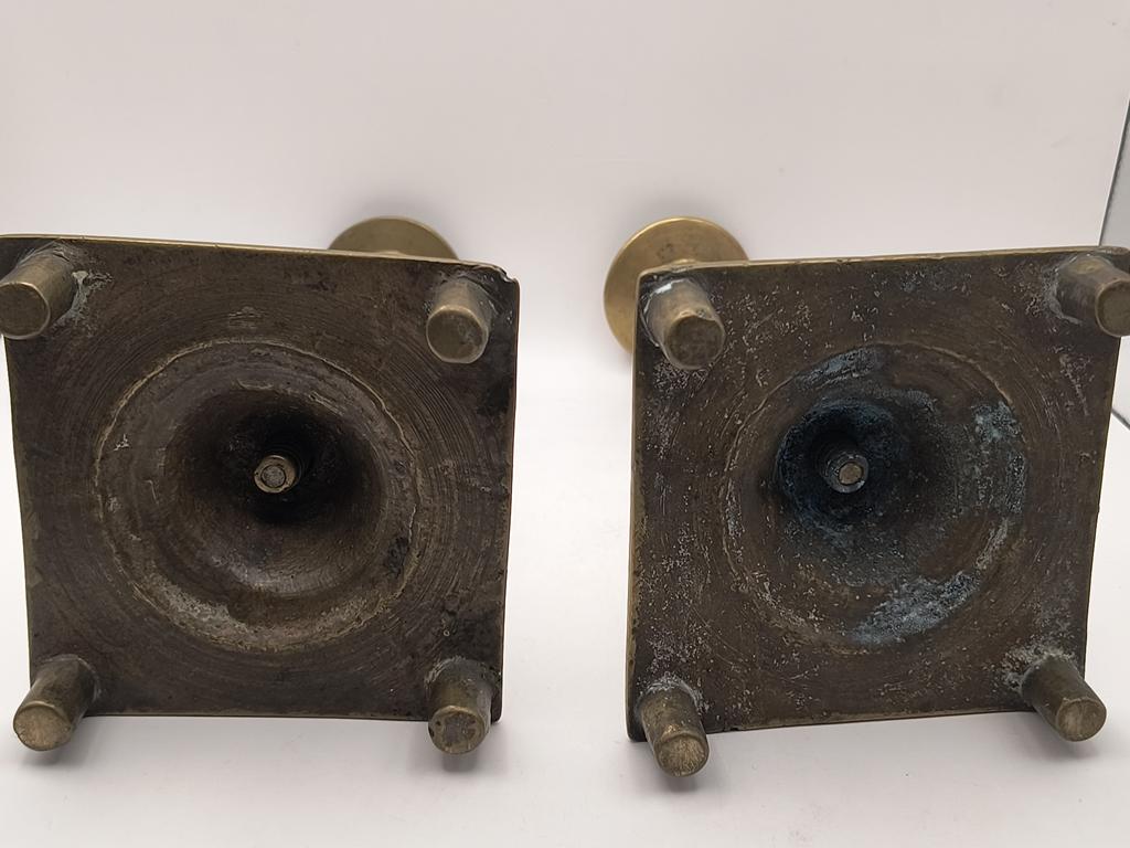 Stare świeczniki mosiężne