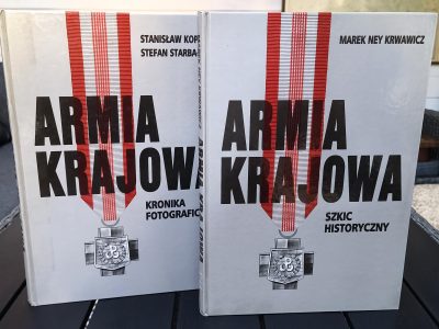 Książka "Armia Krajowa: Kronika fotograficzna, Szkic historyczny", 1999 r.