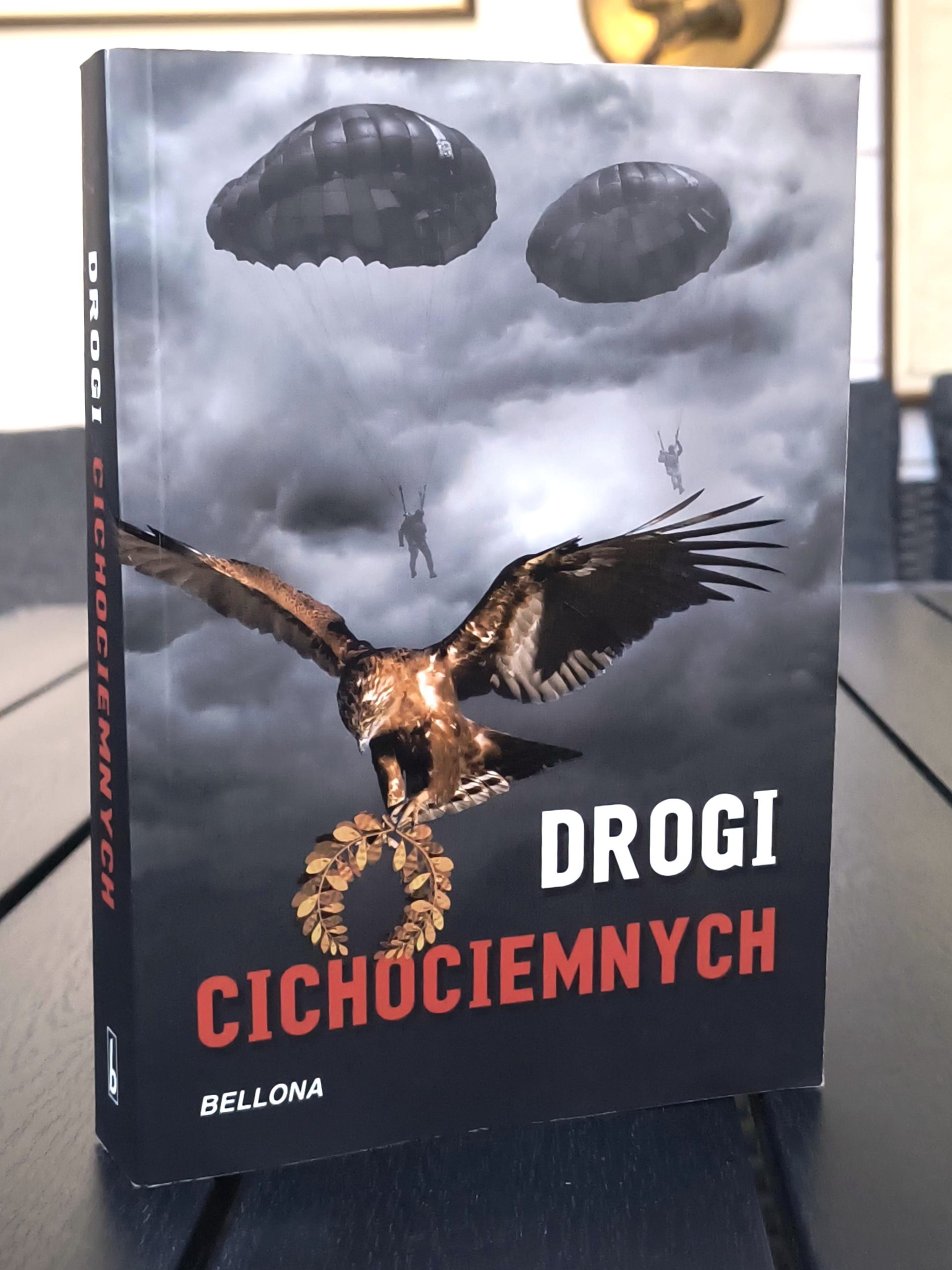 Książka "Drogi Cichociemnych"
