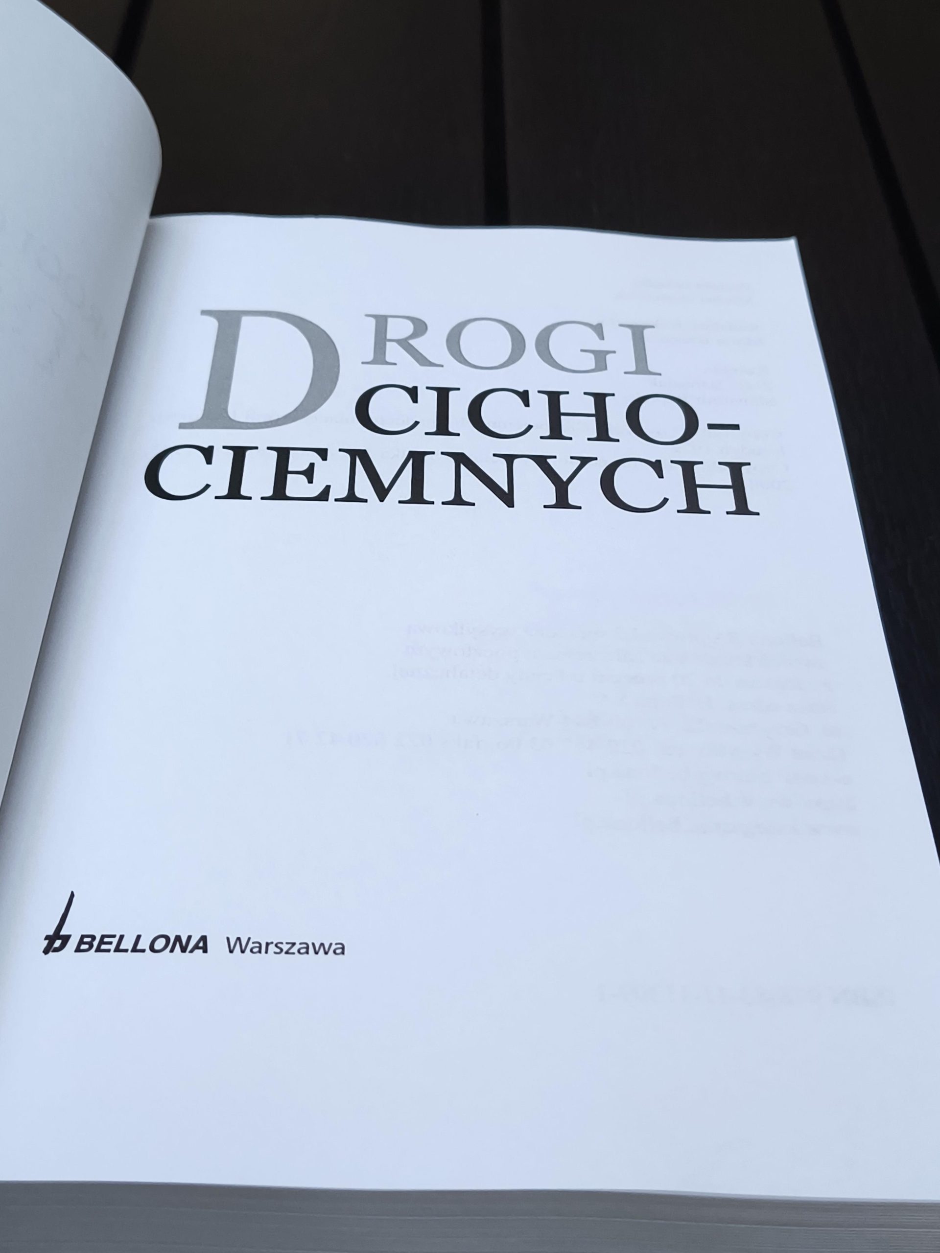 Książka „Drogi Cichociemnych”, Wydawnictwo Bellona