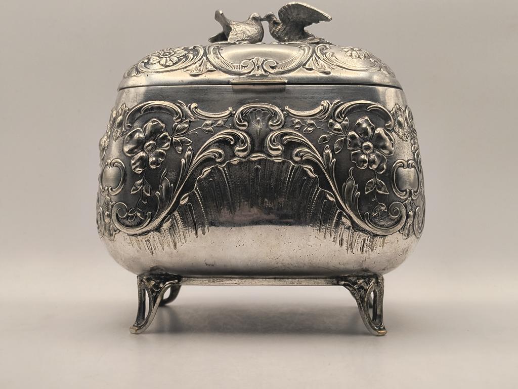 Cukiernica skrzynkowa, Austria