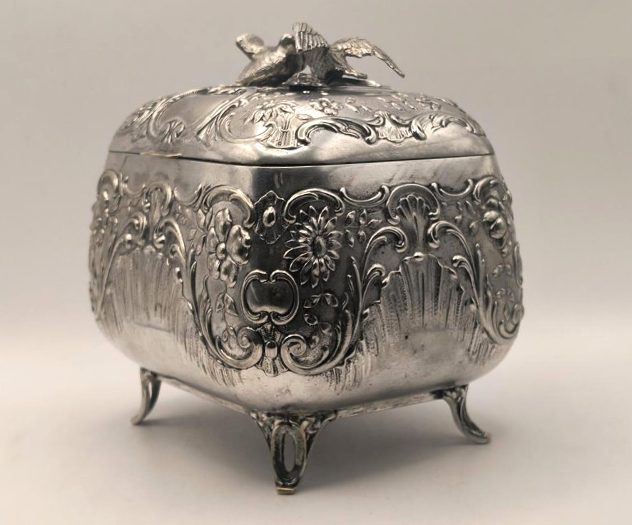 Cukiernica skrzynkowa, Austria