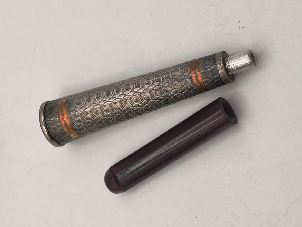 Cygarniczka z bursztynowym ustnikiem - ECHT SILBER u. BERNSTEIN