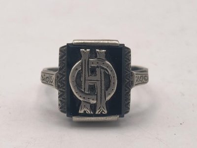 Sygnet z monogramem - kamień onyx