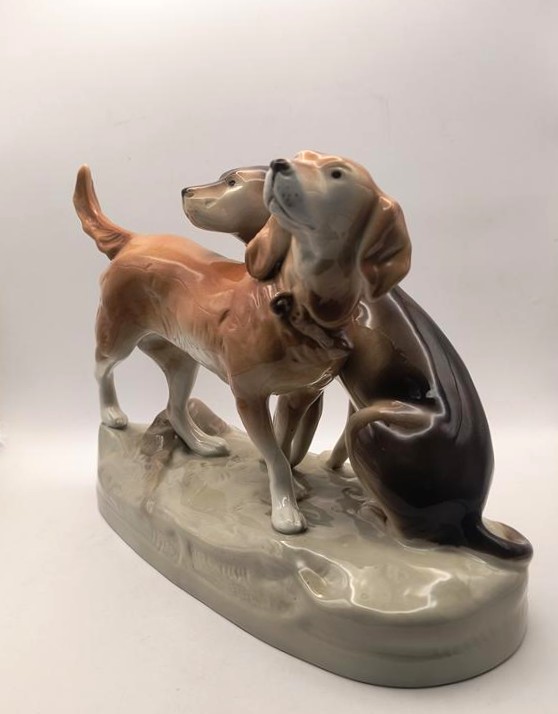 Figurka porcelanowa - psy myśliwskie - Royal Dux, Czechy, lata 50-te