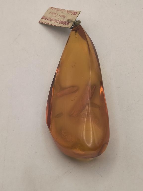 Zawieszka bursztyn - z oryginalną metką