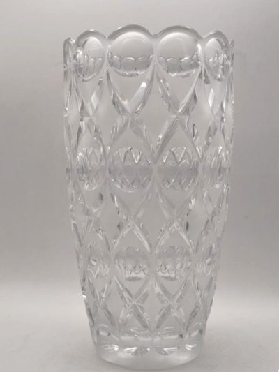 Wazon kryształowy z soczewkami