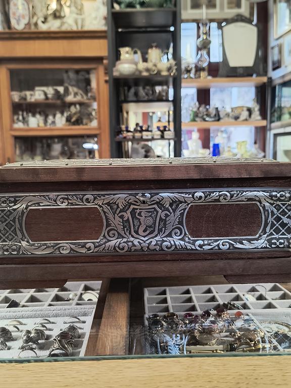 Drewniana szkatułka VARSOVIA – WARSZAWA – Spółdzielnia "Żoliborz", Zakład Rzemieślniczy W. Stosio