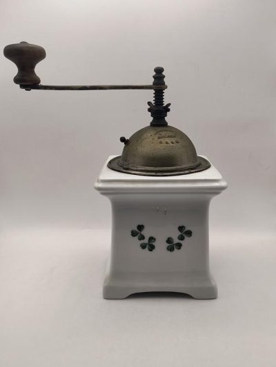Porcelanowy młynek do kawy - LEINBROCK'S Ideal D.R.G.M.