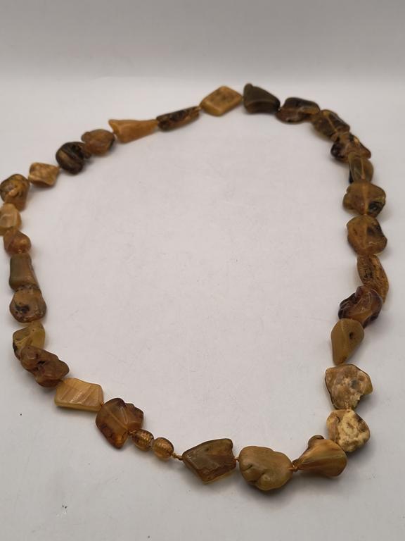 Naszyjnik bursztynowy