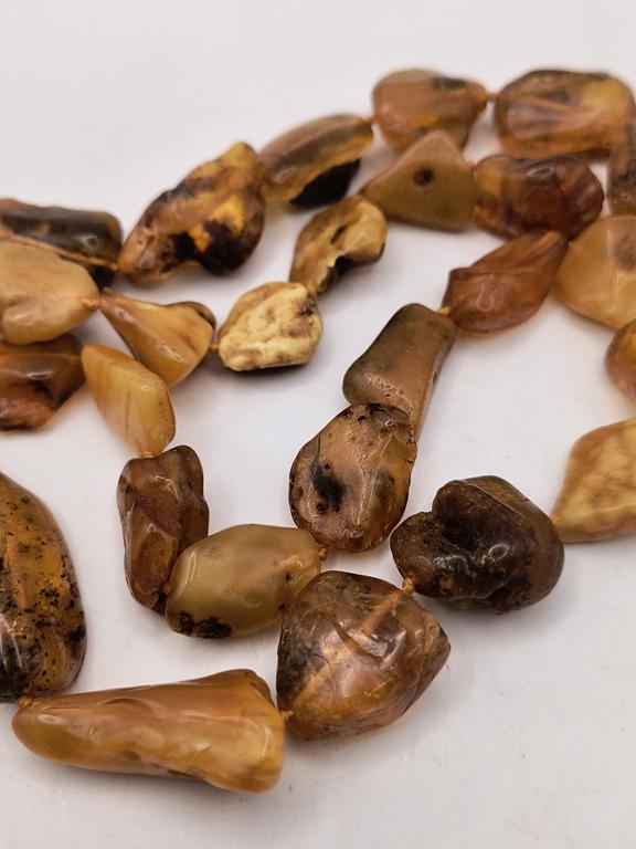 Naszyjnik bursztynowy