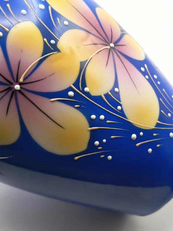 Wazon porcelanowy kwiaty