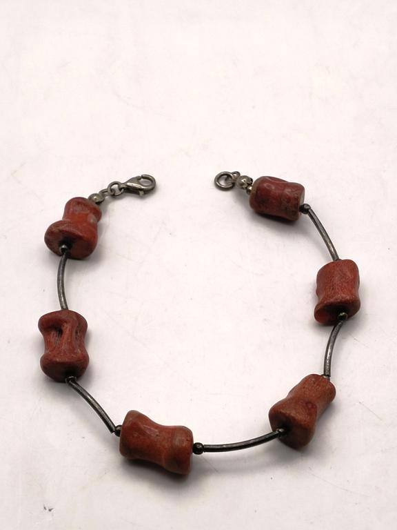 Bransoletka z korala naturalnego