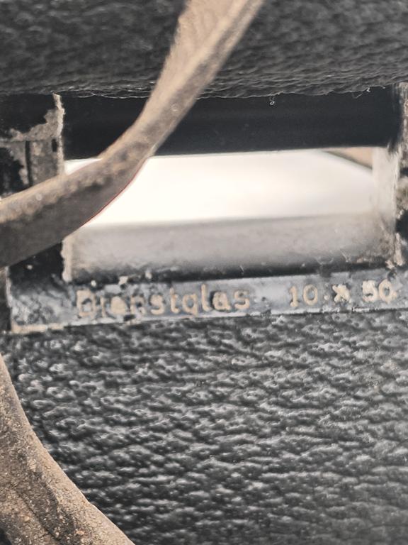 Niemiecka lornetka wojskowa, lata 40-te