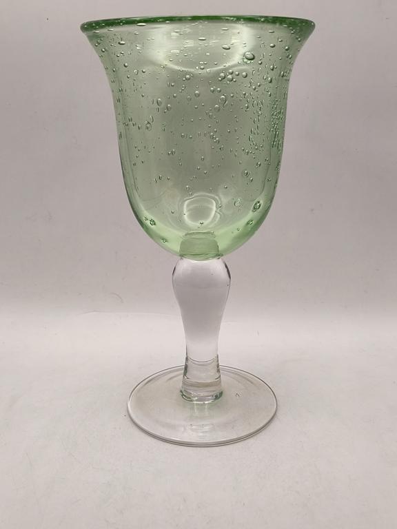 Kielich szklany zielony, PRL
