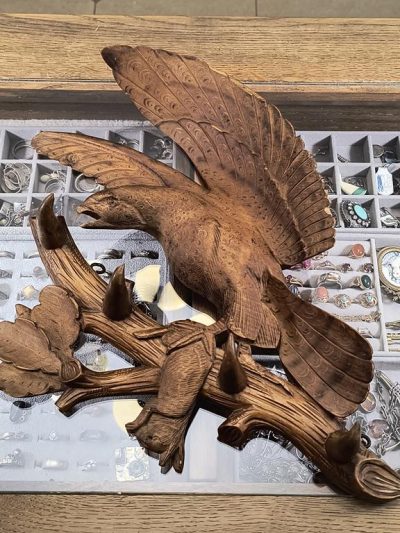 Rzeźbiony wieszak myśliwski, 1913 r.