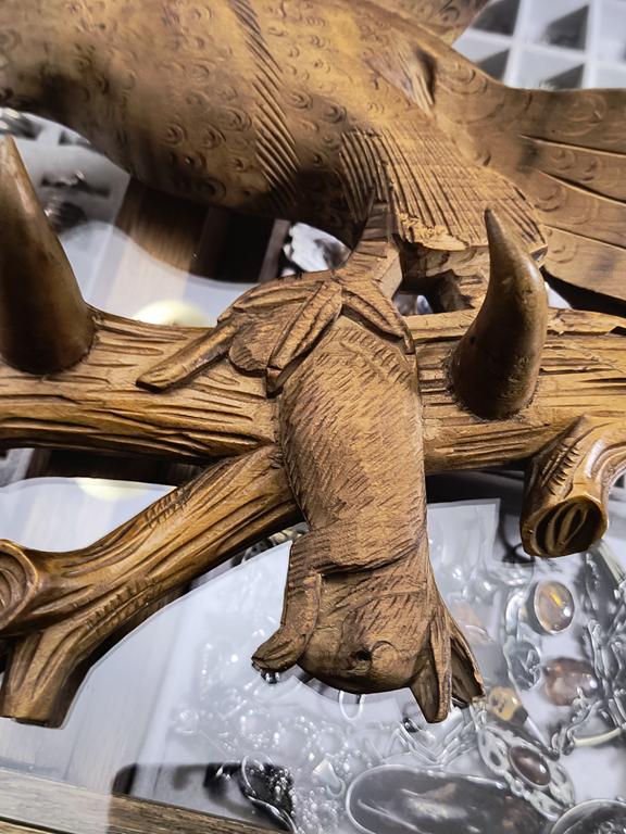 Rzeźbiony wieszak myśliwski, 1913 r.