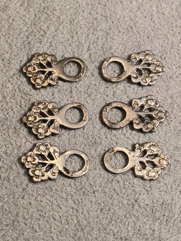 Zestaw 6 hoczków - zapięcia do stroju dziecięcego