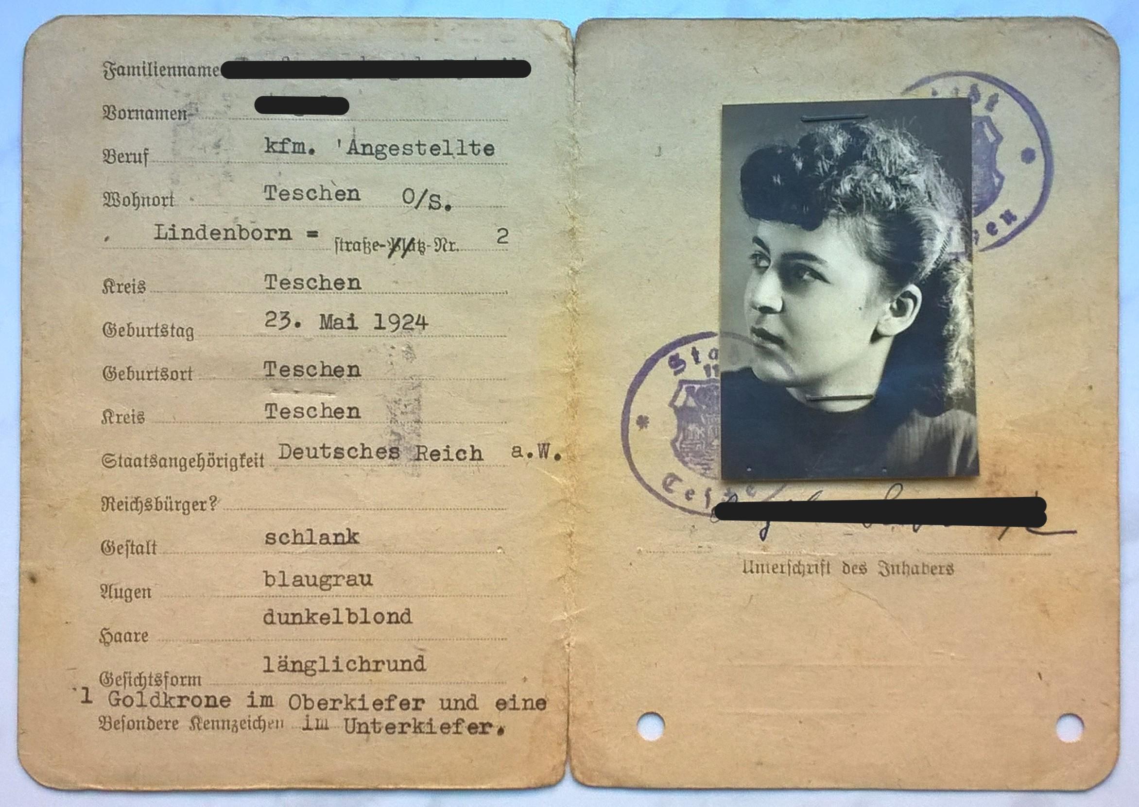 Stary dokument - Ausweis, Teschen (Cieszyn), 1943 r.