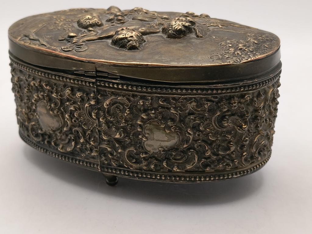 Szkatułka mosiężna na biżuterię - okres międzywojenny