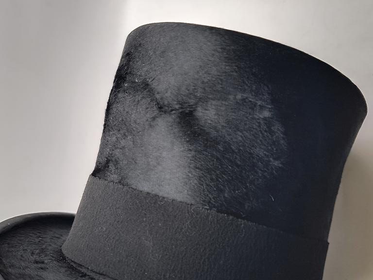 Stary cylinder - herb J. ALTMANN Kattowitz