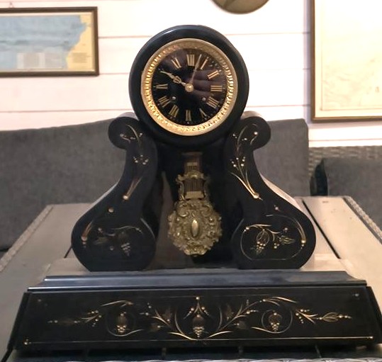 Zegar kominkowy, Francja