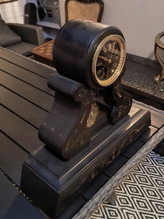 Zegar kominkowy, Francja