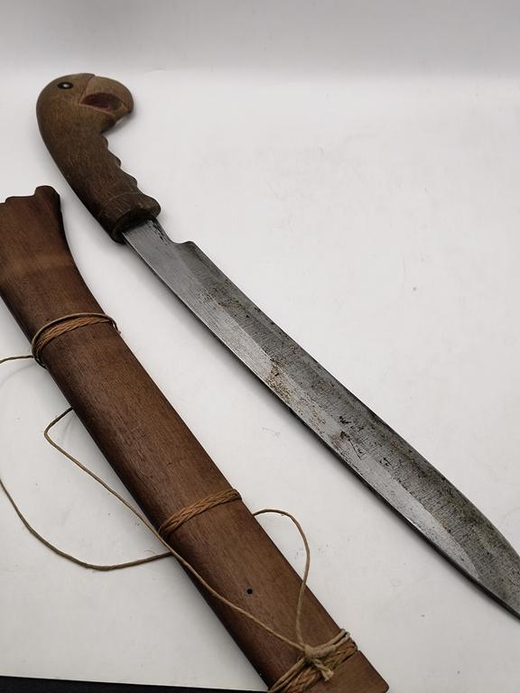 Stary nóż, maczeta - uchwyt-głowa ptaka