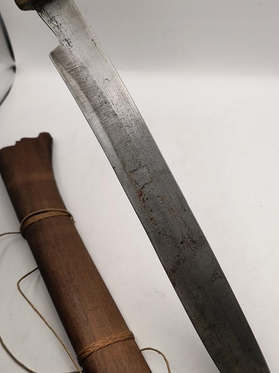 Stary nóż, maczeta - uchwyt-głowa ptaka