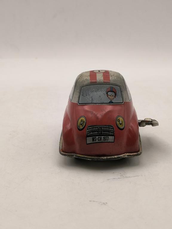 Stara zabawka - samochodzik nakręcany