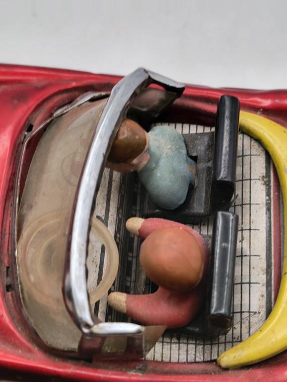 Stara zabawka - samochodzik