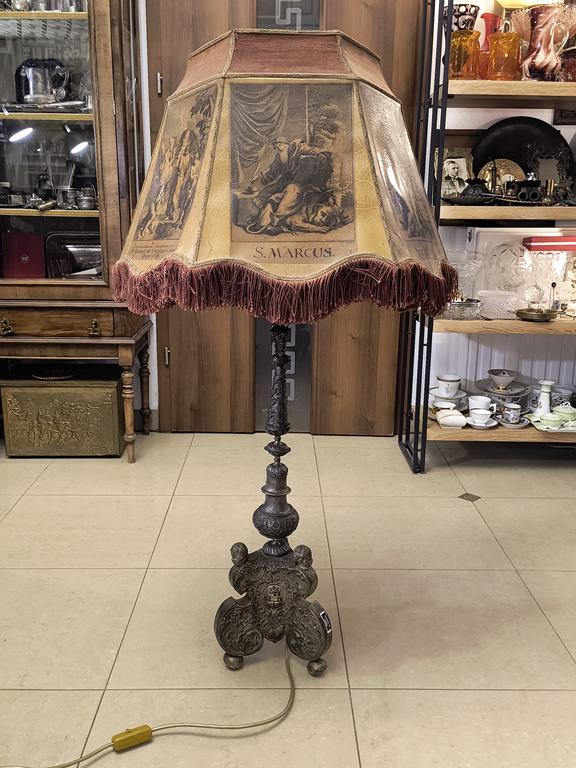 Lampa-świecznik z herbem zakonu Dominikanów, XVIII w.