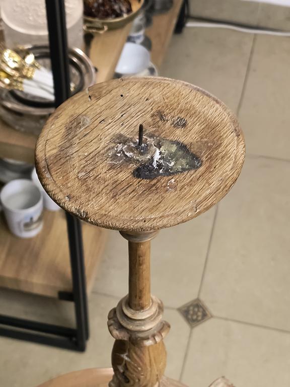 Drewniany świecznik, XVIII w.