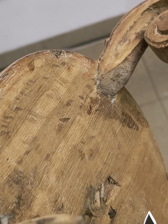 Drewniany świecznik, XVIII w.