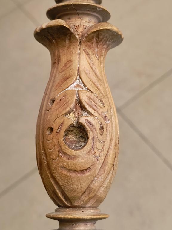 Drewniany świecznik, XVIII w.